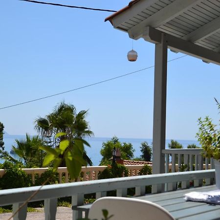 Mihaila Seaside: 2 Bedroom Bungalows Kefalonia Spartià Eksteriør bilde