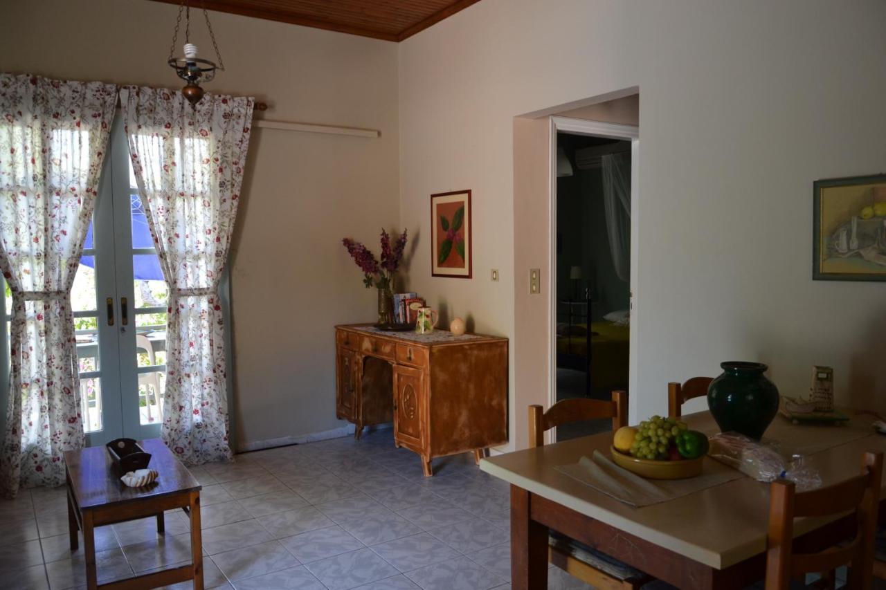 Mihaila Seaside: 2 Bedroom Bungalows Kefalonia Spartià Eksteriør bilde