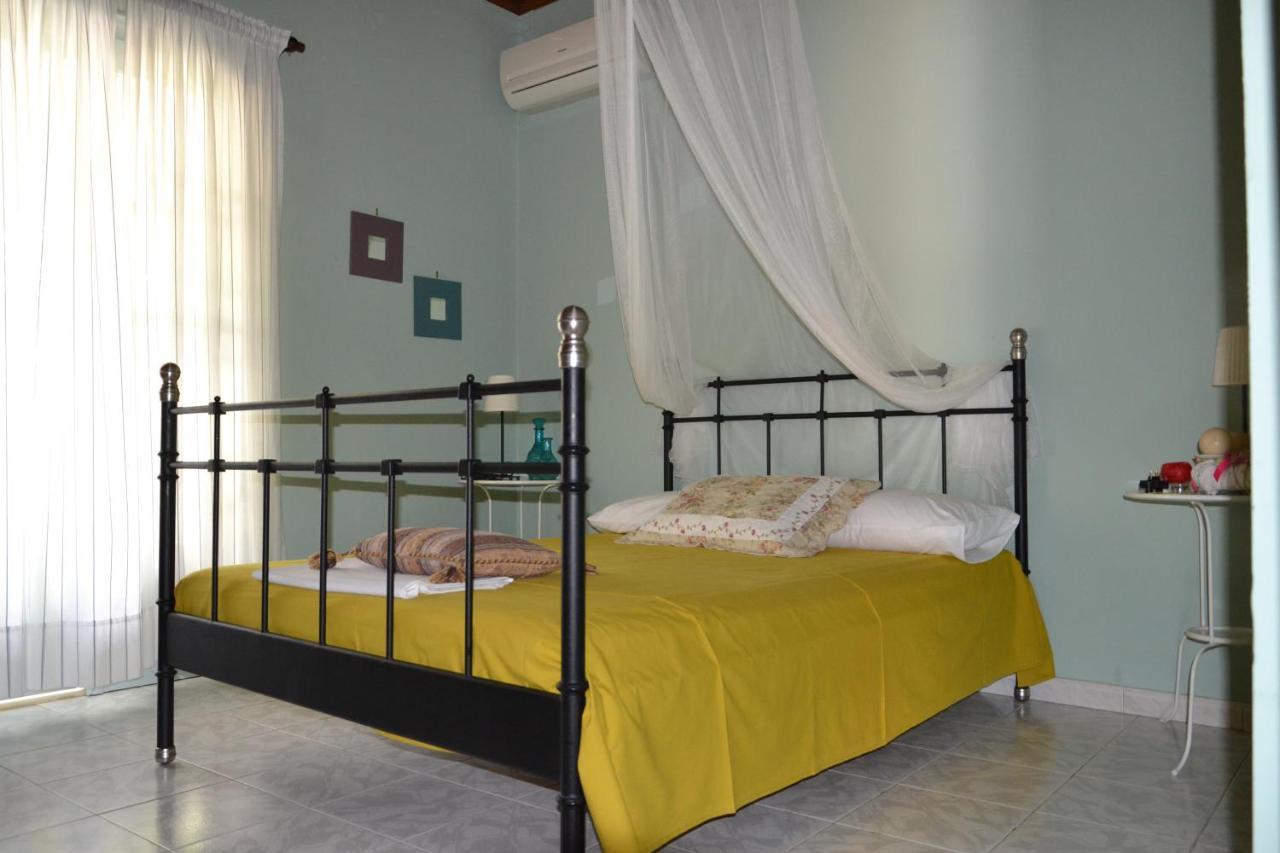 Mihaila Seaside: 2 Bedroom Bungalows Kefalonia Spartià Eksteriør bilde